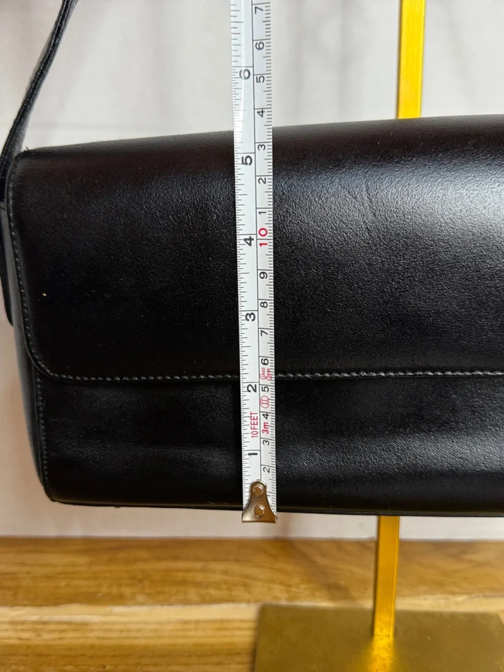 Eddie Bauer Black Genuine Leather Shoulder Bag Minimalist Shoulder Purse EUC